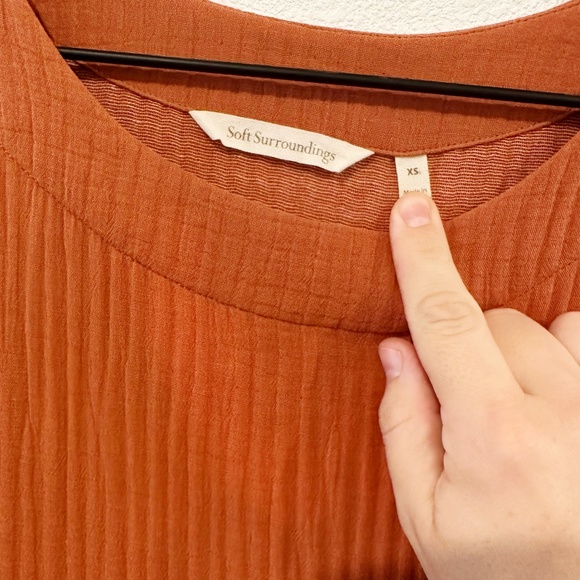 Soft Surroundings Rust Shift Top |R6 - Picture 2 of 6